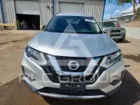 2017 Nissan ROGUE photo