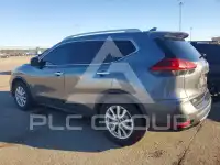 2017 Nissan ROGUE photo