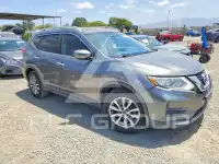 2017 Nissan ROGUE photo