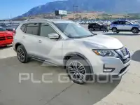 2017 Nissan ROGUE фото