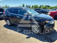 2017 Nissan ROGUE photo