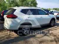 2017 Nissan ROGUE photo