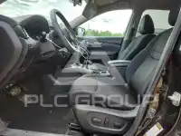 2017 Nissan ROGUE photo