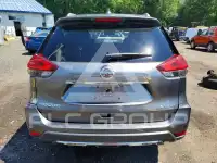 2017 Nissan ROGUE photo