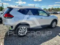 2017 Nissan ROGUE photo