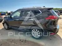2017 Nissan ROGUE photo