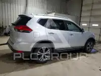 2017 Nissan ROGUE photo
