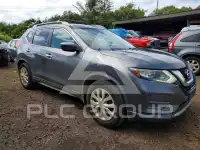 2017 Nissan ROGUE photo