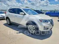 2017 Nissan ROGUE фото
