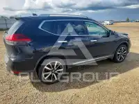 2017 Nissan ROGUE photo