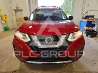 2017 Nissan ROGUE photo