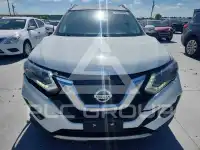 2017 Nissan ROGUE photo