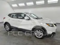 2017 Nissan ROGUE photo