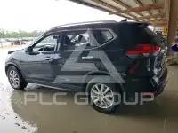 2017 Nissan ROGUE photo