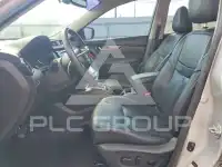 2017 Nissan ROGUE photo