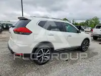 2017 Nissan ROGUE photo