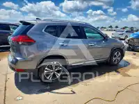 2017 Nissan ROGUE photo