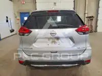 2017 Nissan ROGUE photo