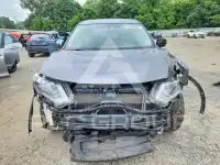 2017 Nissan ROGUE photo