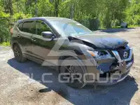 2017 Nissan ROGUE photo