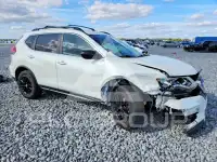 2017 Nissan ROGUE photo