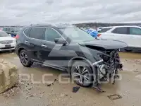 2017 Nissan ROGUE photo
