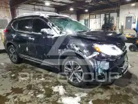 2017 Nissan ROGUE photo