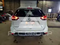 2017 Nissan ROGUE фото