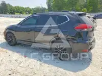 2017 Nissan ROGUE photo