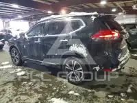 2017 Nissan ROGUE photo