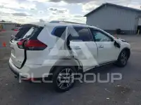 2017 Nissan ROGUE photo