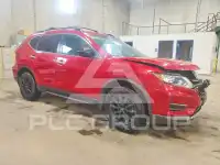 2017 Nissan ROGUE photo