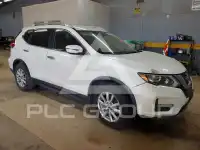 2017 Nissan ROGUE photo