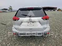 2017 Nissan ROGUE photo
