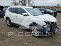 2017 Nissan ROGUE photo