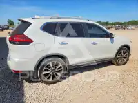 2017 Nissan ROGUE photo