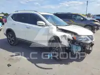 2017 Nissan ROGUE photo