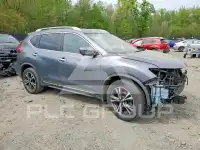 2017 Nissan ROGUE photo