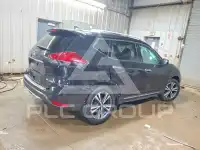 2017 Nissan ROGUE photo