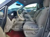 2017 Nissan QUEST фото