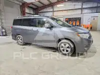 2017 Nissan QUEST photo