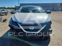 2017 Nissan SENTRA фото