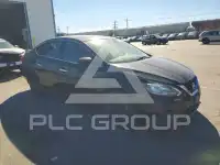 2017 Nissan SENTRA фото