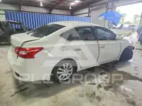2017 Nissan SENTRA фото
