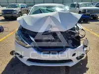 2017 Nissan SENTRA фото