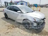 2017 Nissan SENTRA фото
