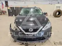 2017 Nissan SENTRA фото