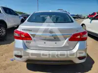 2017 Nissan SENTRA фото