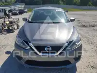 2017 Nissan SENTRA фото