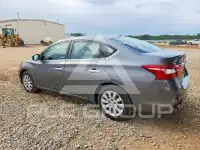 2017 Nissan SENTRA фото